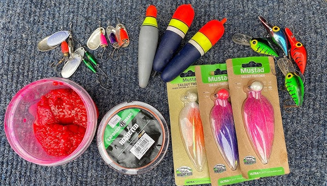 Best Salmon Lures For Bank Fishing